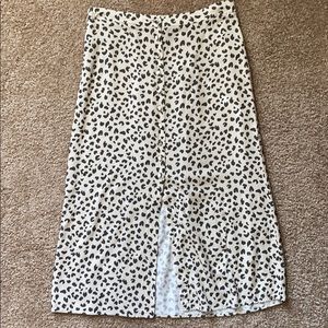 Abercrombie & Fitch leopard midi skirt